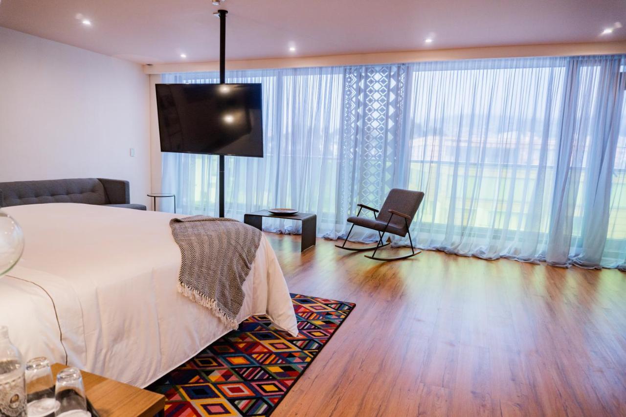 Hotel V1501 パスト エクステリア 写真 A bedroom at the hotel