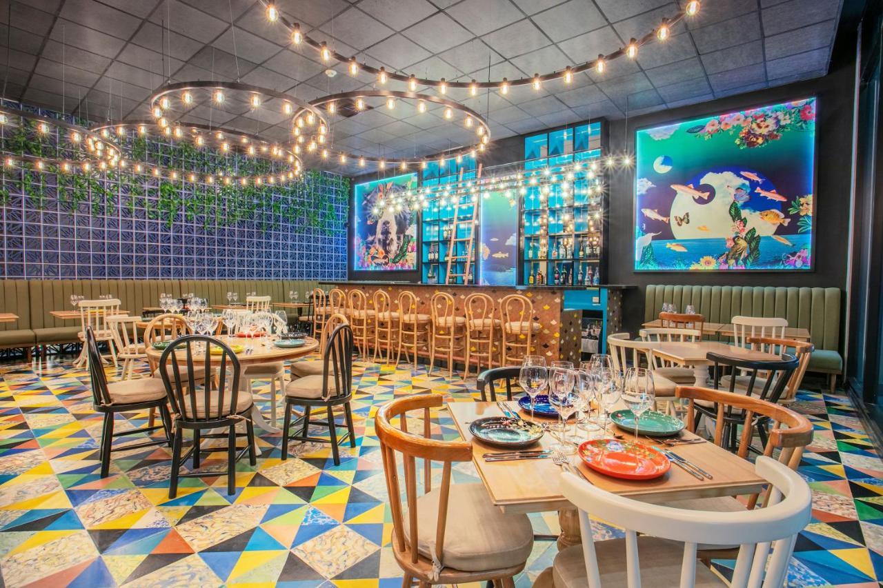 Hotel V1501 パスト エクステリア 写真 The interior of the restaurant