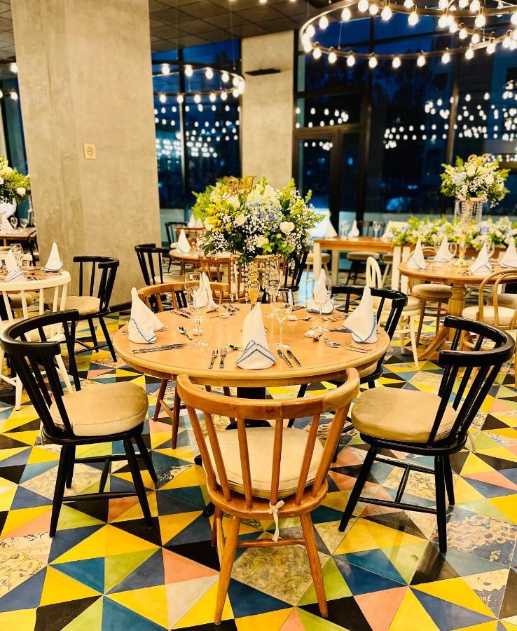 Hotel V1501 パスト エクステリア 写真 The interior of the restaurant